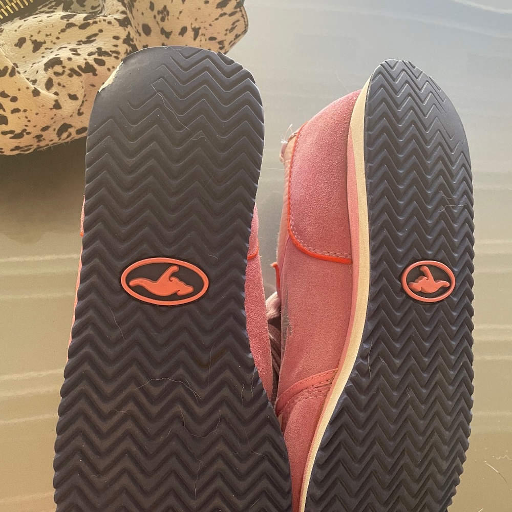 Original Kangaroos tennis shoes